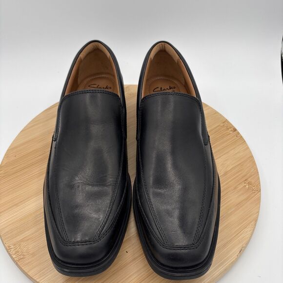 Clarks Tilden Free Men’s 10M Black Leather Slip On Loafers Ortholite Comfort